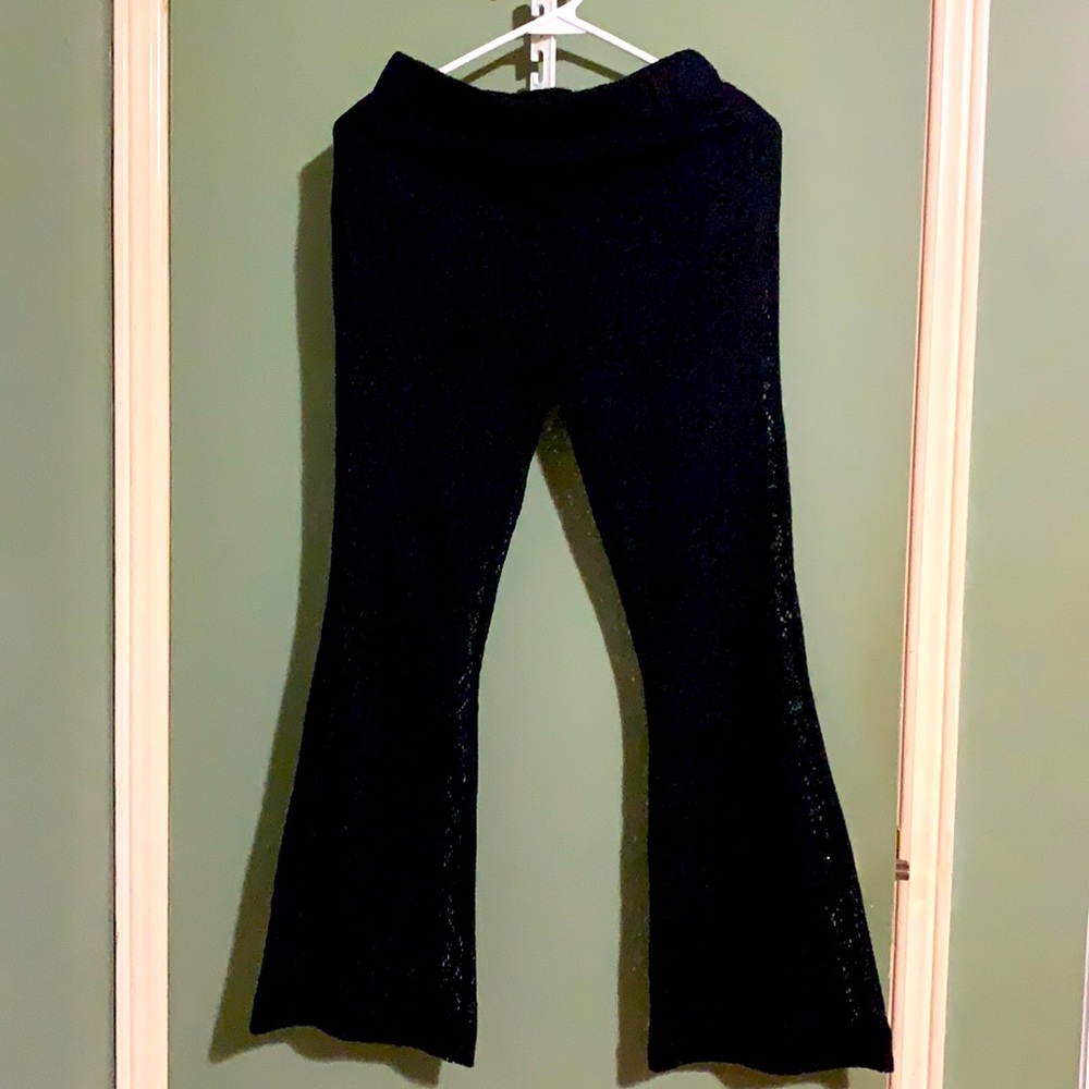 NWOT. LACE TROUSER